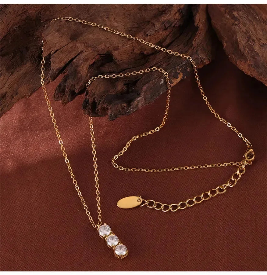Dainty Drop Diamond Pendant Necklace - Diatoms