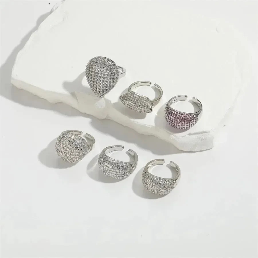 Dreamy Diamond Round Rings - Diatoms