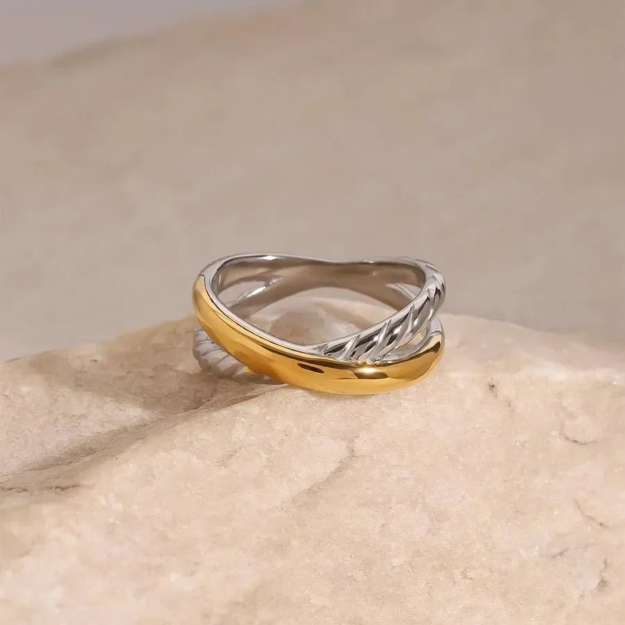 Luxy Dual Cross Ring - Diatoms