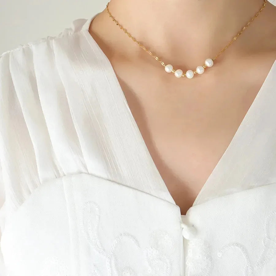 Five Pearl Necklace - Diatoms