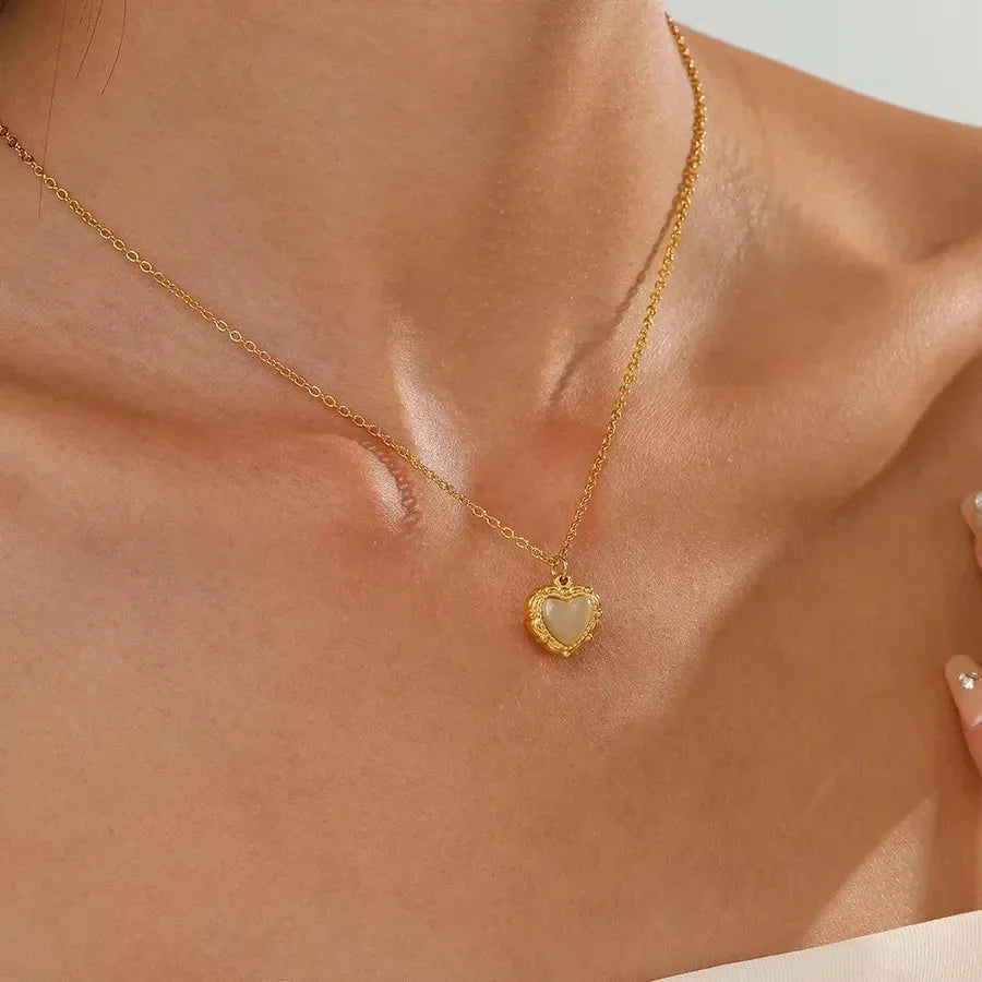 Luxy Vintage Necklaces - Diatoms