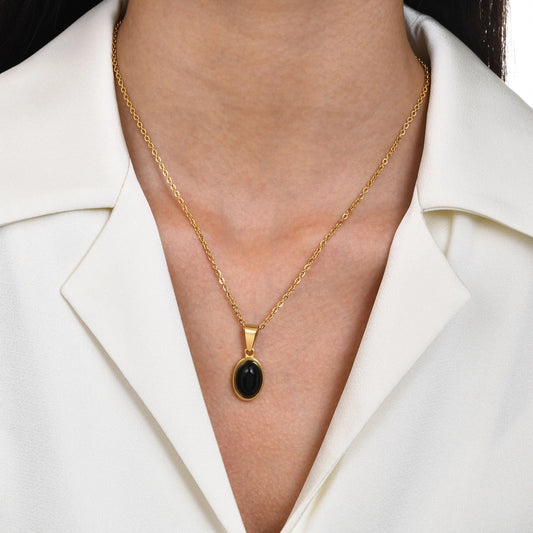 Luxy Black Oval Necklace