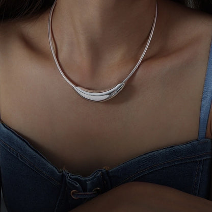 Classic Style Solid Choker