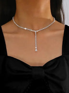 Edgy Elegance Glamour Diamond Necklace - Diatoms