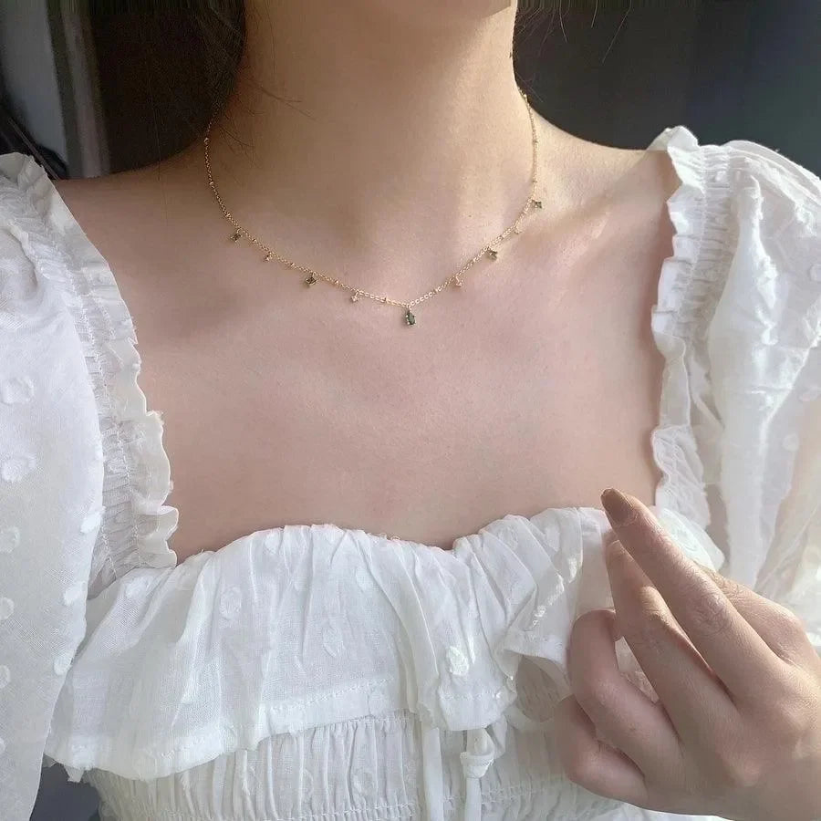 Clavicle Chain Niche Necklace - Diatoms