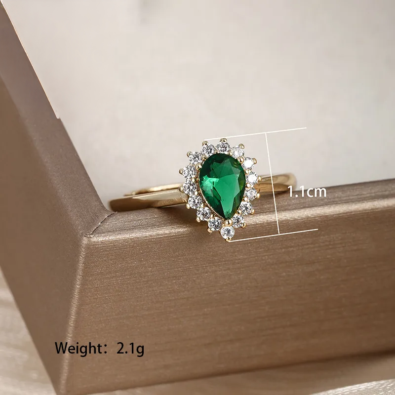Emerald Green Diamond Ring