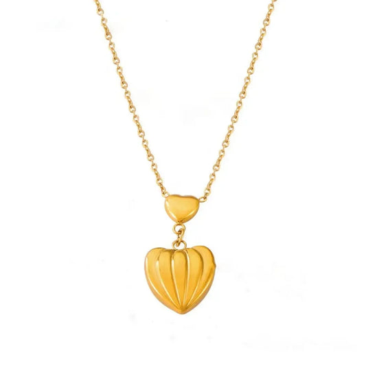 Luxe Heartfelt Gold Necklace - Diatoms
