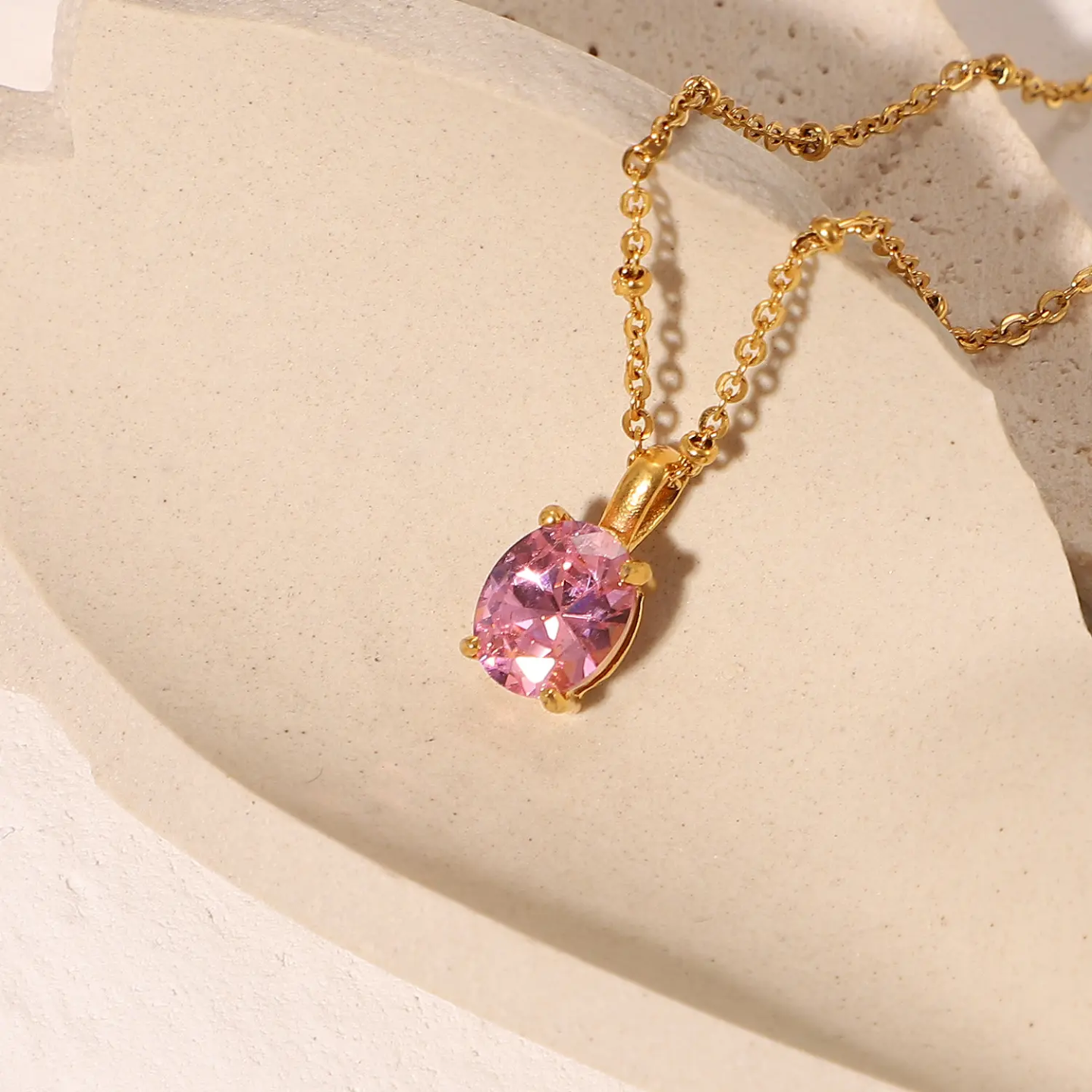 Rose Oval Diamond Necklace