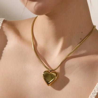Golden Heart Magnetized Chain Necklace - Diatoms