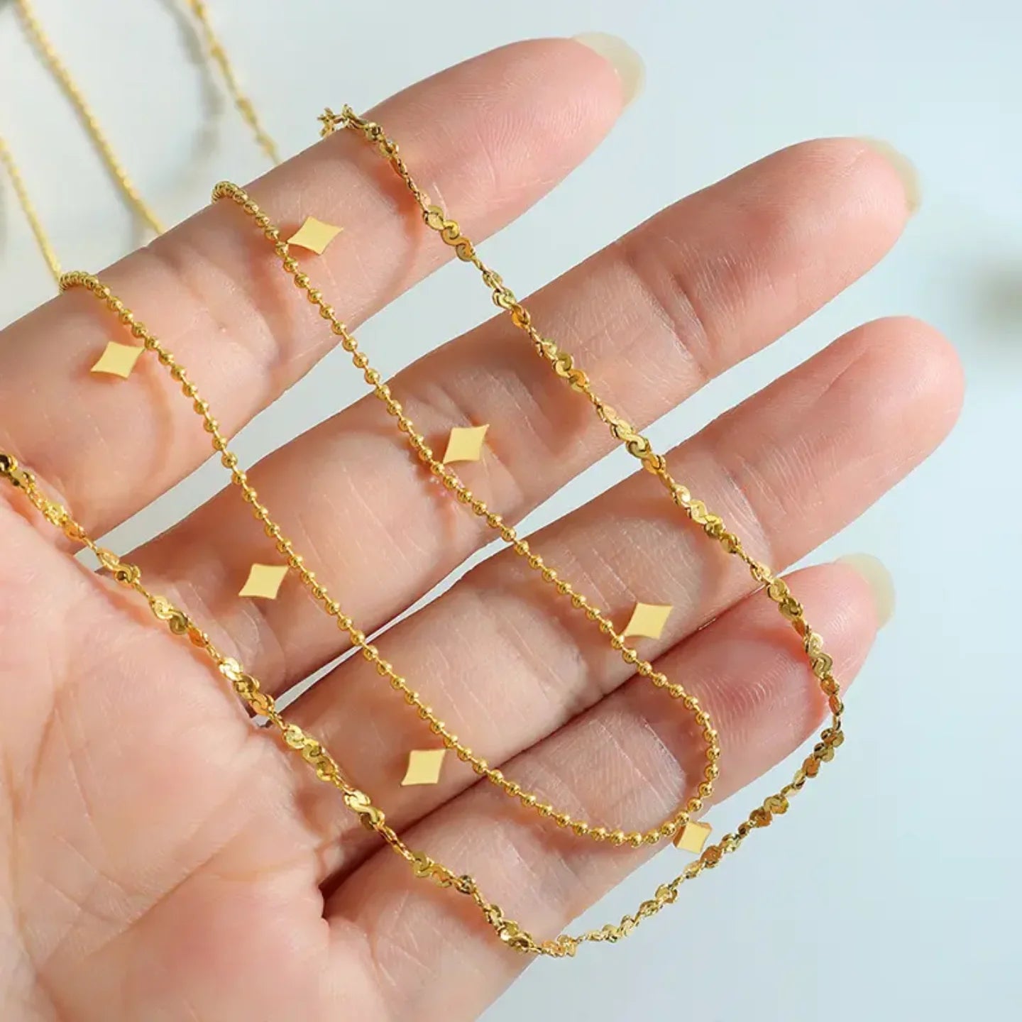 Opulent Aura Gold Chain Necklace - Diatoms