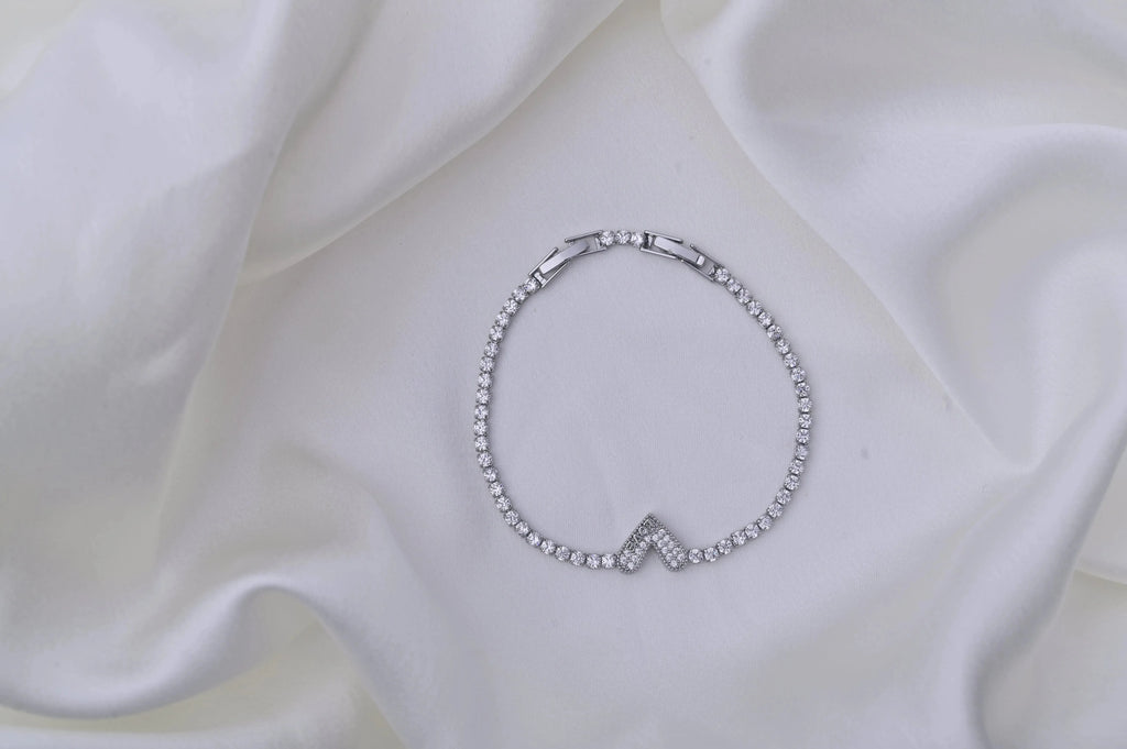 Loveheart Silver Whitestone Bracelet - Diatoms