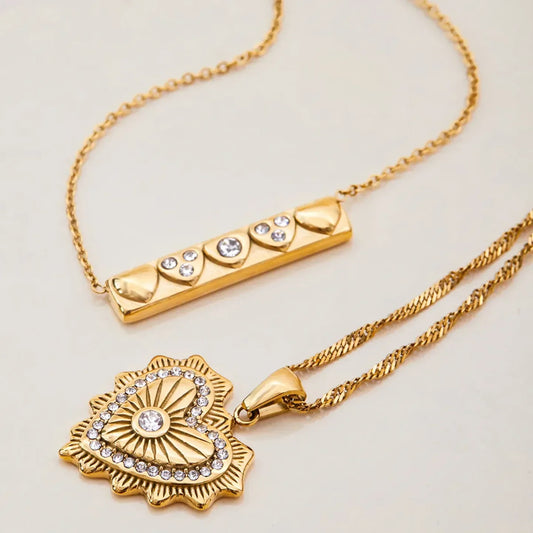 Lovelocked Thin Chain Pendant - Diatoms