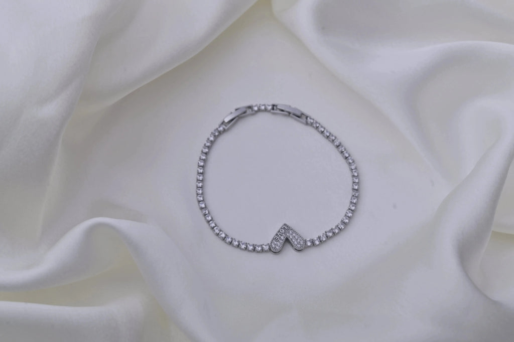 Loveheart Silver Whitestone Bracelet - Diatoms