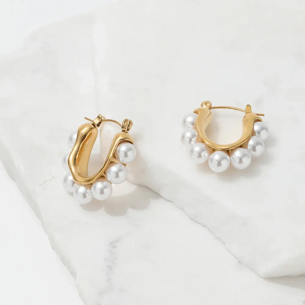 U Shape Pearls Earrings - Diatoms