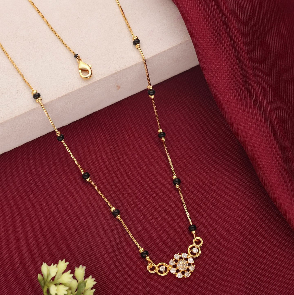 Parineeta Mangalsutra
