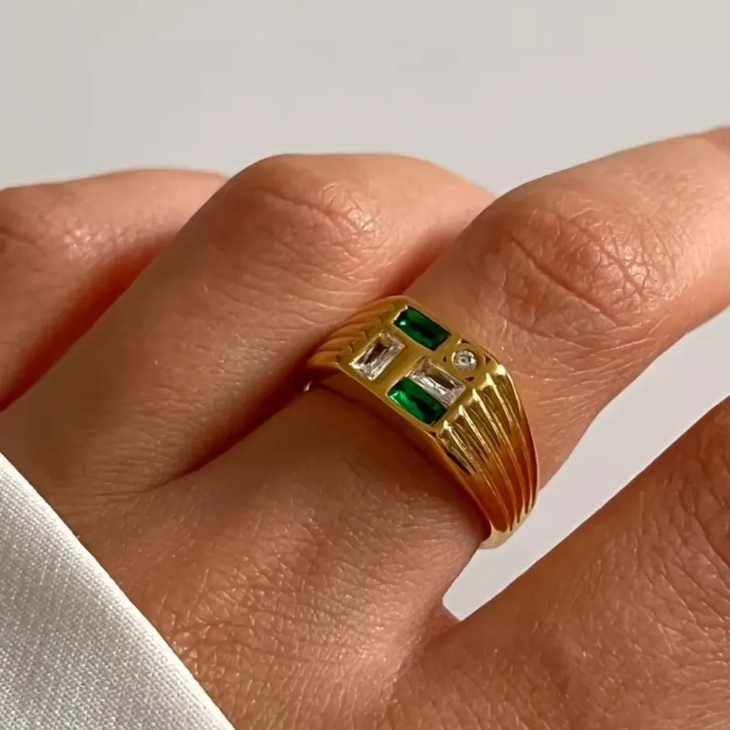 Retro Geometric Dainty Rings - Diatoms