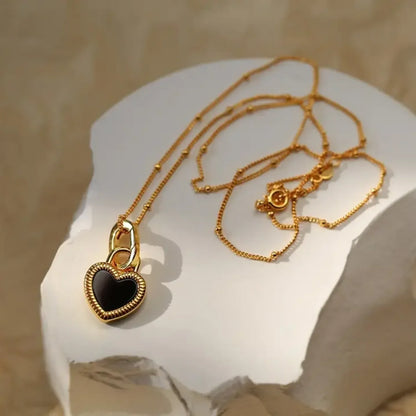 Black & White Heart Shape Double Side Necklace And Earrings - Diatoms