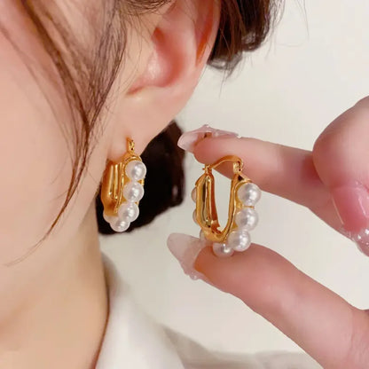 U Shape Pearls Earrings - Diatoms