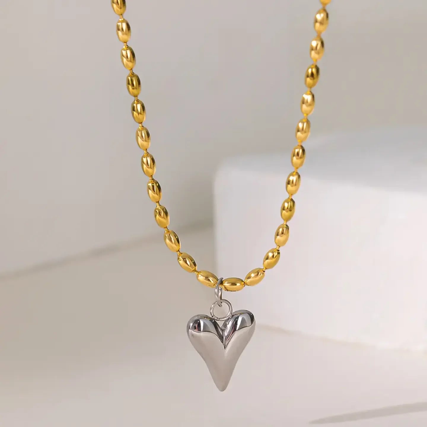 Sleek Love Pendant - Diatoms