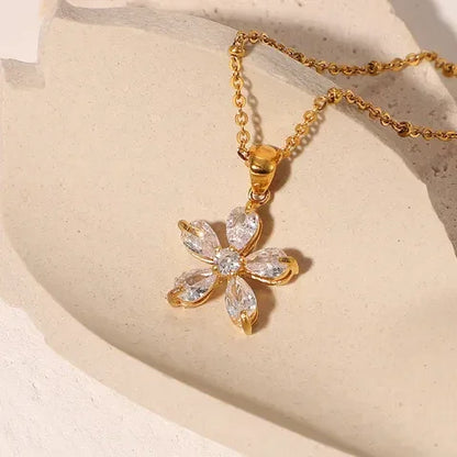 Floral Diamond Necklace - Diatoms