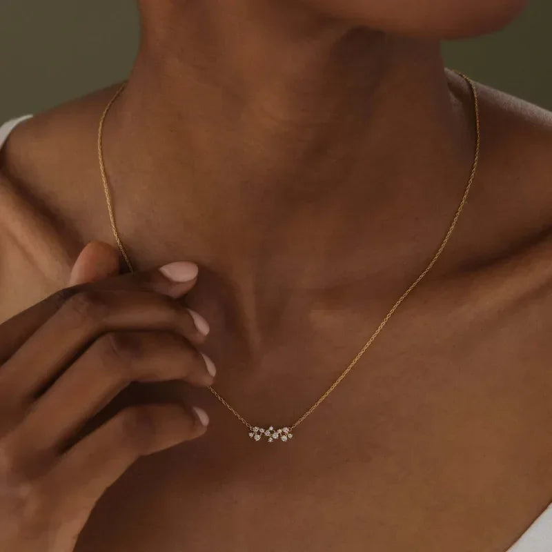 Commute Shiny Flower Necklace - Diatoms